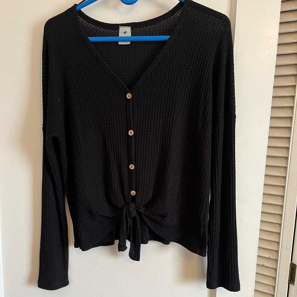 Love marks tie front thermal